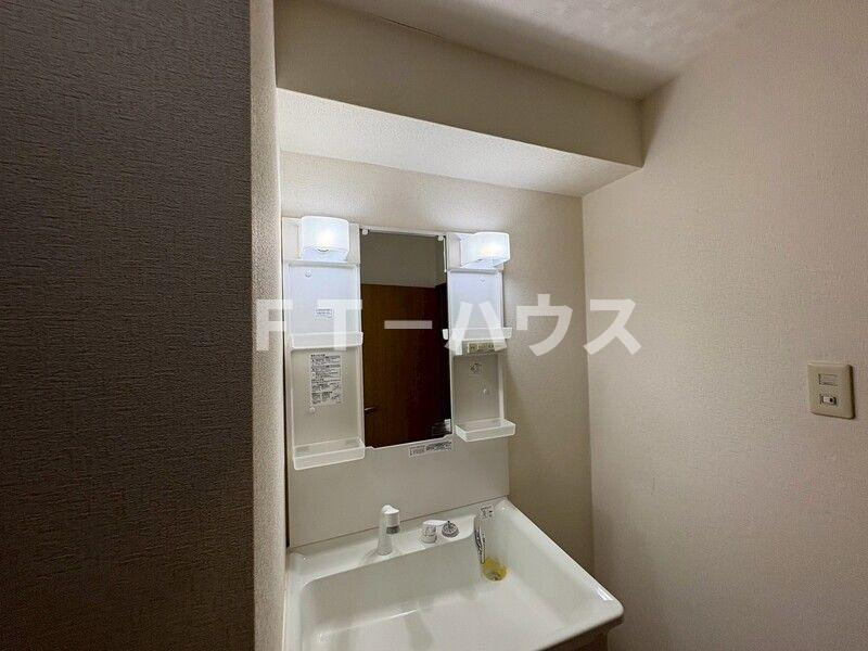 ドミールヒノデkanamoriの洗面所