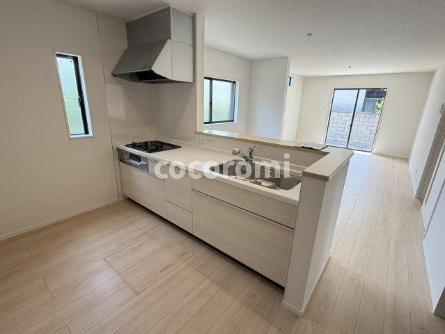 長尾峠町新築戸建のキッチン