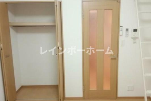 ピュア氷川台二番館の収納