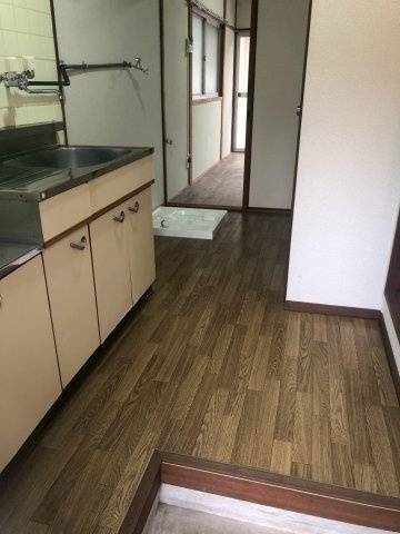 Fアパルトメント金山駅西のキッチン|お料理しやすいキッチンです