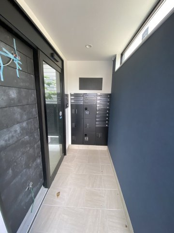 T＆Fレジデンス妙蓮寺のエントランス