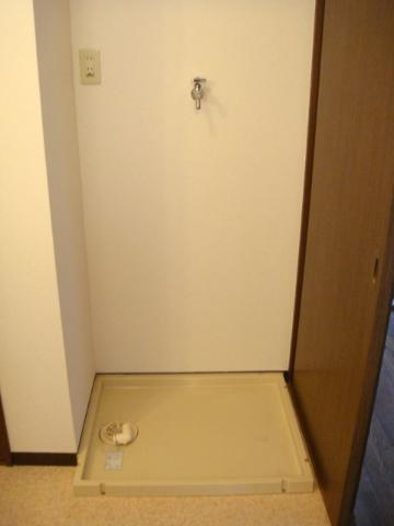 ジュノー山みず木のその他|洗濯機置場
