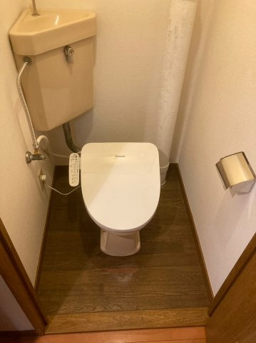 PLEAST松香台のトイレ|清潔感のあるトイレです