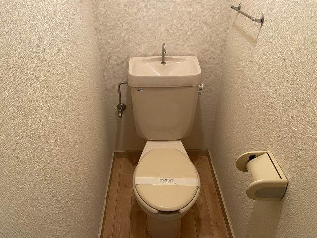 国分ハイツＡ棟・Ｂ棟のトイレ|同建物別部屋 現況優先
