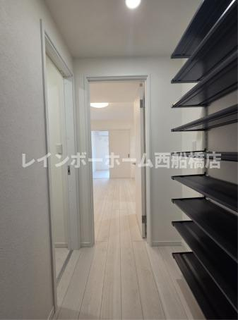 Ajour新松戸02の玄関