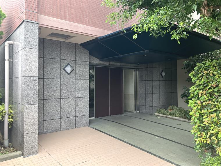 ヒルズ用賀ＴＯＫＹＯ　Ｕ　ＣＩＴＹのエントランス