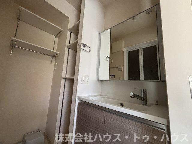 ホープヒルの独立洗面台