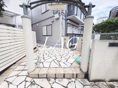 【エントランス】 | カタンクローバーⅡ | エントランスです。