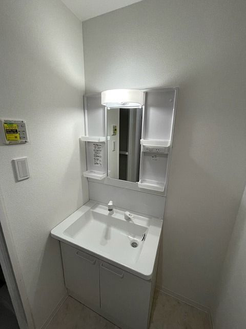 リーヴェルグランデ横浜戸塚の洗面所