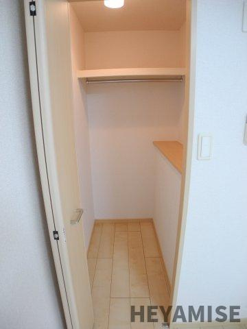 プロムナード・デザングレ・雪屋の収納|※同間取りの別の階のお部屋の画像です※