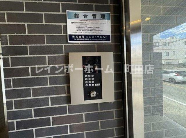 グランコモド小田急相模原※初期費用分割あと払いサービス利用可能物件のエントランス