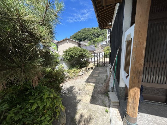 門司区庄司町　中古住宅の庭