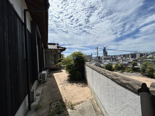門司区庄司町　中古住宅の庭