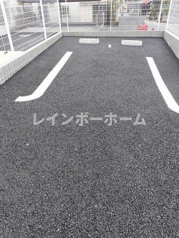 ノース・ジェルメの駐車場