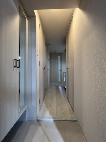 【玄関】 | エスリード大阪エヴォルツ