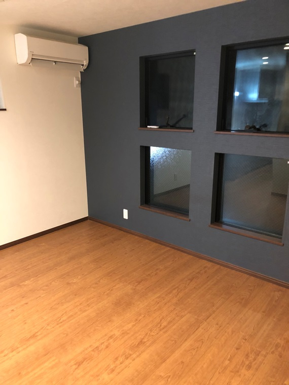北新宿戸建の居間・リビング