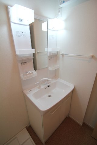 宗像市田久６丁目のアパートの洗面所