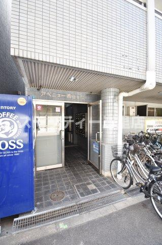 アベニュー西住之江のエントランス