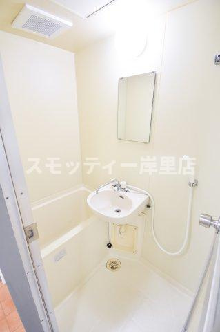 アベニュー西住之江の浴室