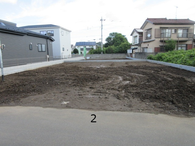 【仲介手数料無料】新築戸建　熊谷市拾六間597-1（全2棟）の前面道路含む現地写真