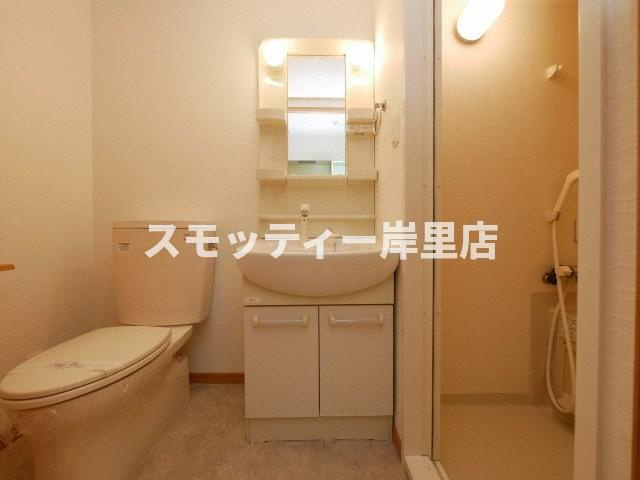 リアライズ住之江公園のトイレ|清潔感のあるトイレです