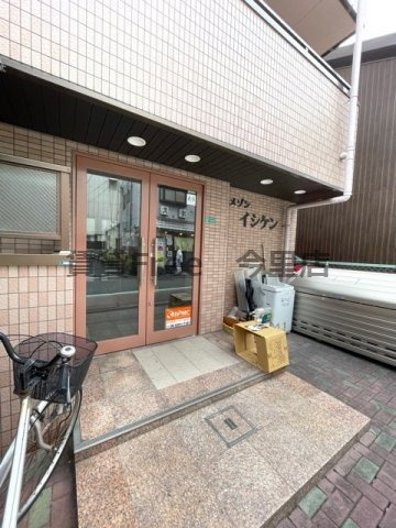 【エントランス】 | メゾンイシケン　仲介手数料無料