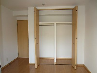 福岡市南区三宅３丁目の賃貸マンションの収納