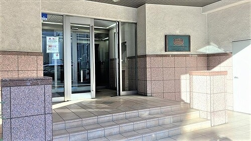 ライオンズマンション川崎宮前町のエントランス|エントランス　※2024年3月撮影