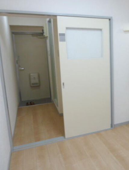 サングレース千歳台の玄関