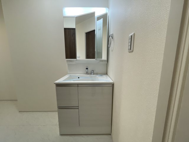明石市魚住町西岡part4の洗面所