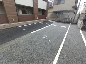 【駐車場】