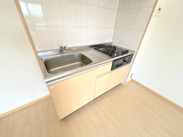Ｌａ　Ｖｉｅ　ｅｎ　ｒｏｓｅ　ｈｉｌｌのキッチン