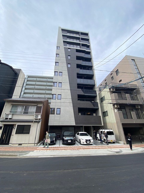 EN