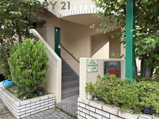 ジョージア苦楽園のエントランス