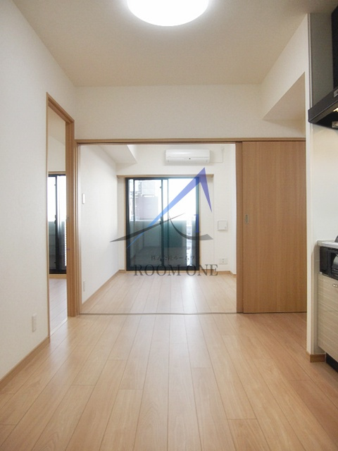 ルーブル羽田西 の居間・リビング|洋室のお部屋です。