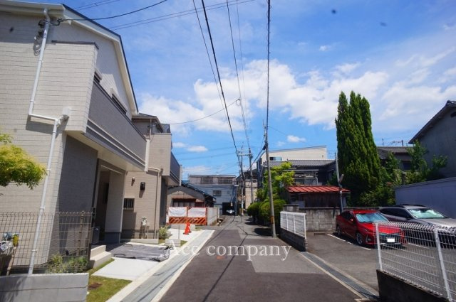 【前面道路含む現地写真】 | 八尾市福万寺町南1丁目　【A号棟/全2棟】 | 【前面道路：幅員約4.1ｍ】