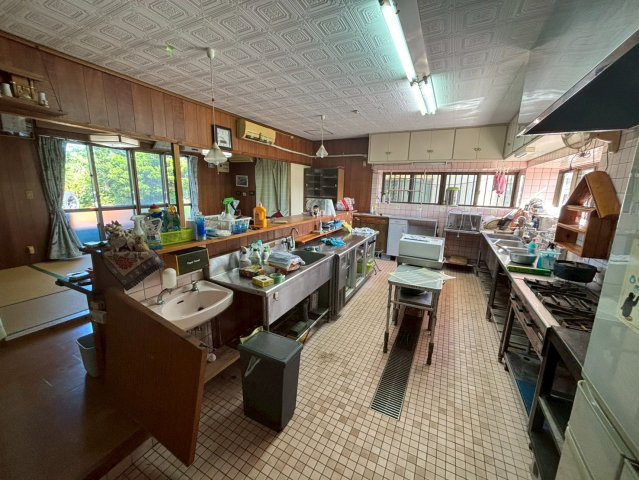 宮古島市伊良部 中古戸建のキッチン