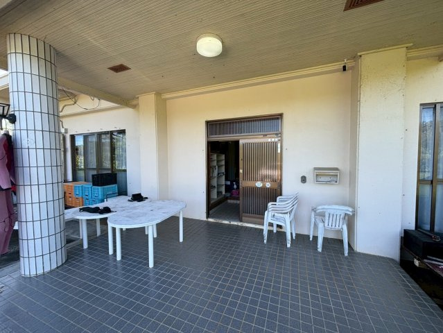 宮古島市伊良部 中古戸建のエントランス