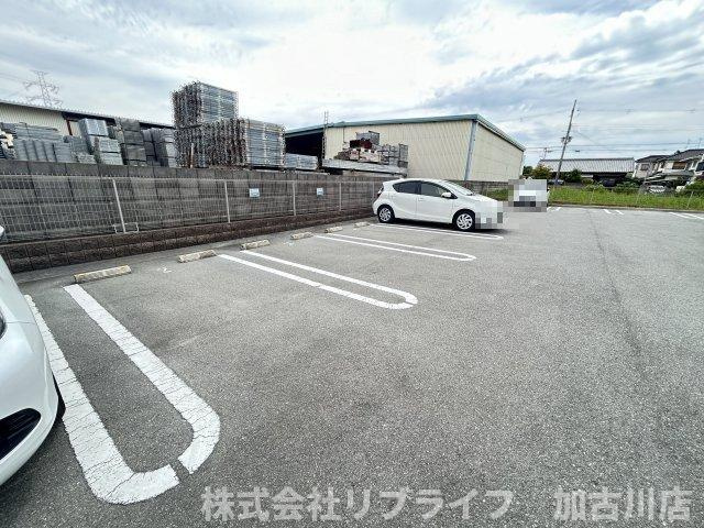 サンクスSの駐車場