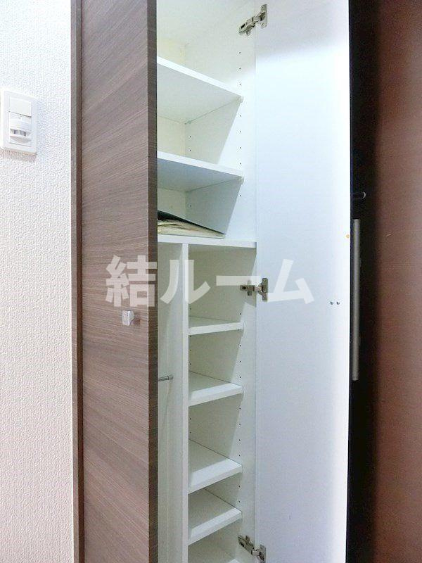 板橋区本町の賃貸マンションの収納|別号室参考写真