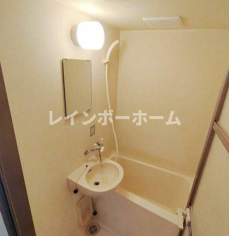 スピカ中山の浴室
