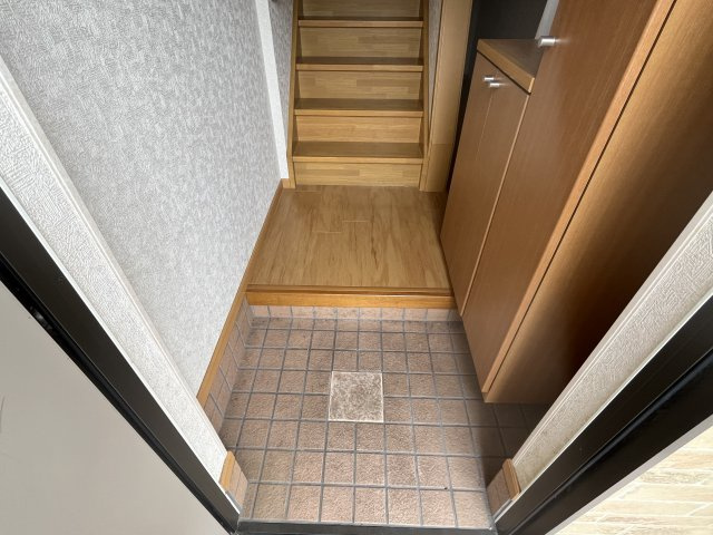 【玄関】 | コンフォートコエモンⅡ | コンフォートコエモンⅡ(GoodHome)