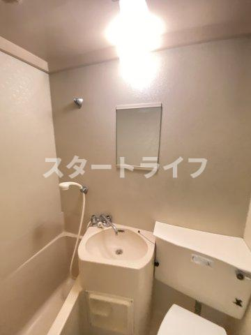 大阪市東淀川区西淡路１丁目の賃貸マンションの洗面所