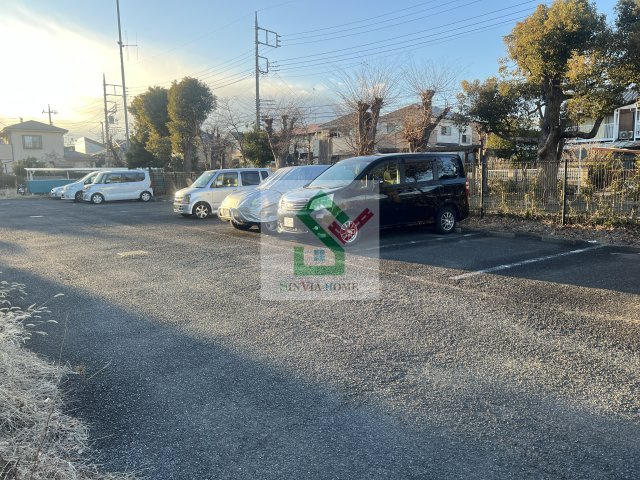 サンビレッジ清瀬Bの駐車場
