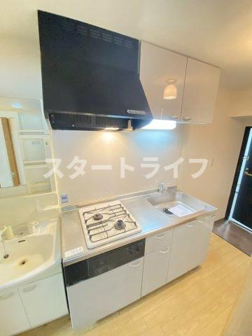 大阪市淀川区宮原５丁目の賃貸マンションのキッチン