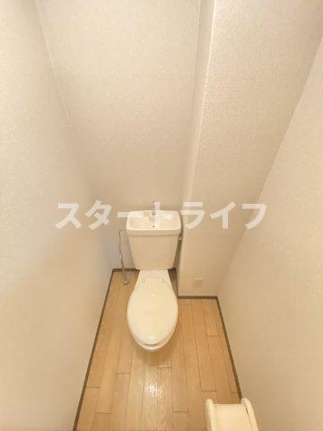 大阪市淀川区宮原５丁目の賃貸マンションのトイレ
