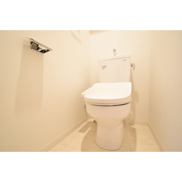 プランドール北浜のトイレ|コンパクトで使いやすいトイレです