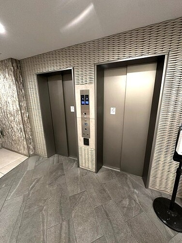 ラシュレ大阪同心のその他|エレベーター