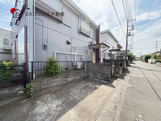 【前面道路含む現地写真】 | 行田市持田3丁目　中古戸建