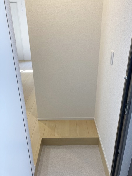 ヴィラート西大宮の玄関